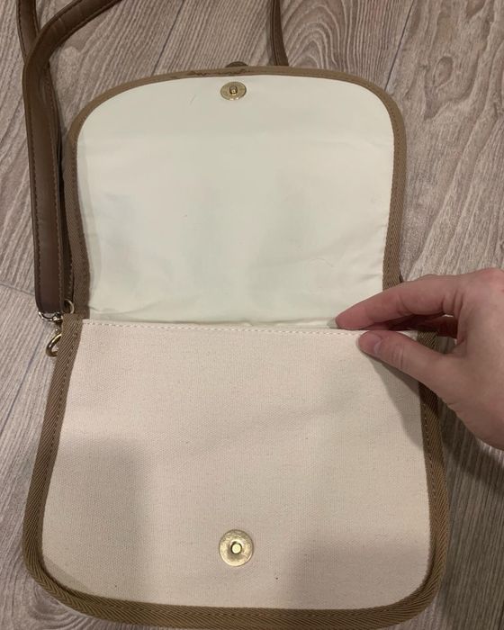 Гарна, нова самочка