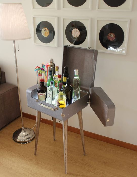 Bar Gira discos antigo