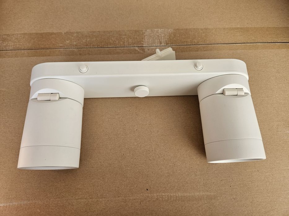 Lampa ścienna podwieszana + żarowki

(produkt nowy