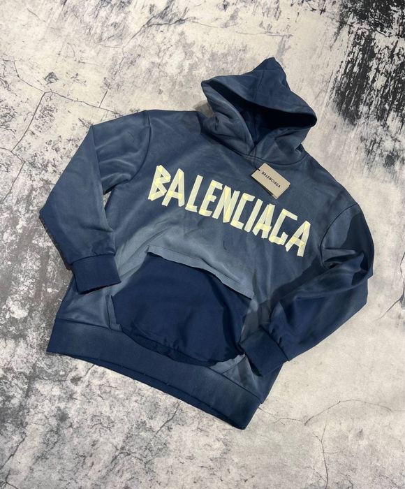 Niebieska bluza Balenciaga