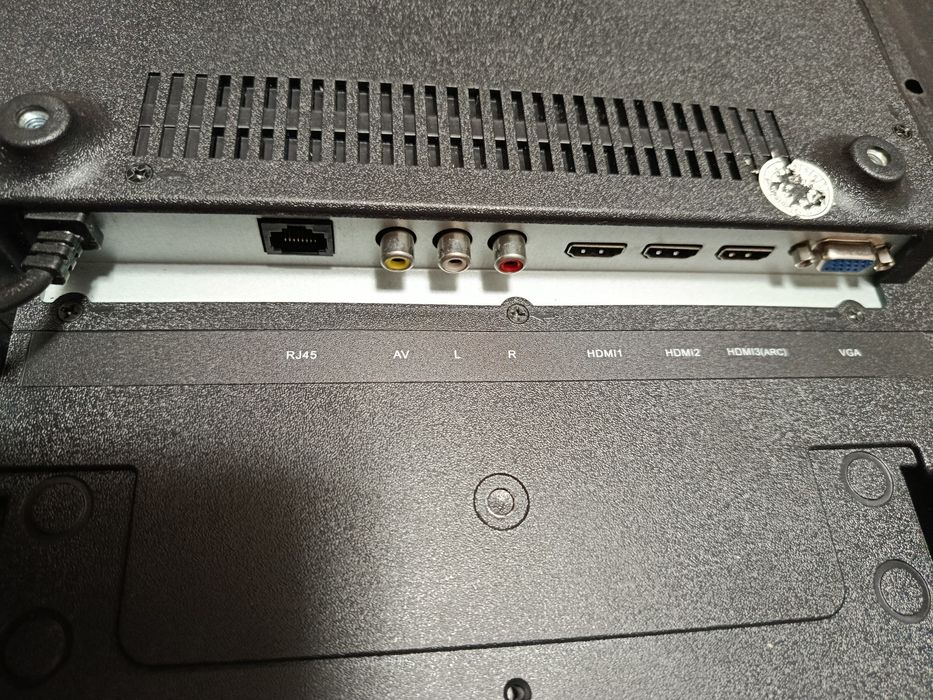 Телевізор Saturn