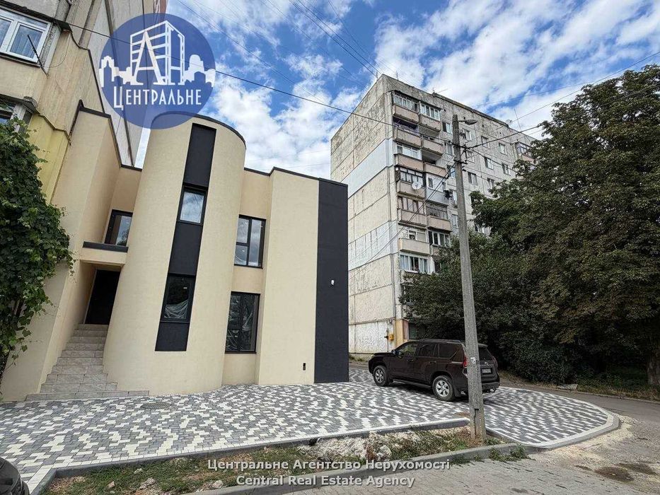 Пропонується в оренду обʼєкт нерухомості для бізнесу.