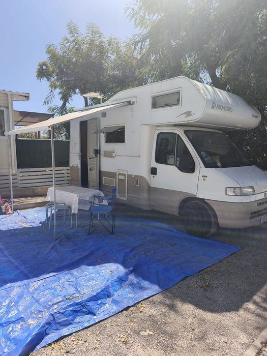 Alugo autocaravana 6 pessoas