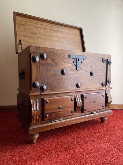 Pequena arca/ Baú Rústico