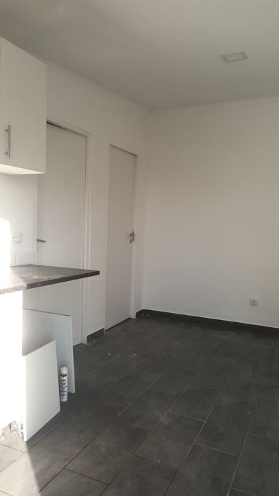 Alugase T1 Quinta do anjo Quinta do Anjo • OLX Portugal