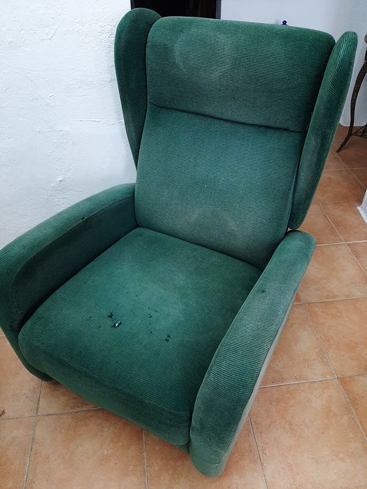 Sofá  verde extensível