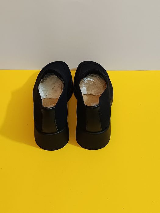 Sapatos n° 35 novos