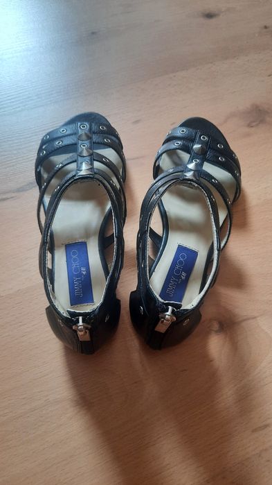 Damskie buty sandały. Sandaler Jimmy Choo H&M
