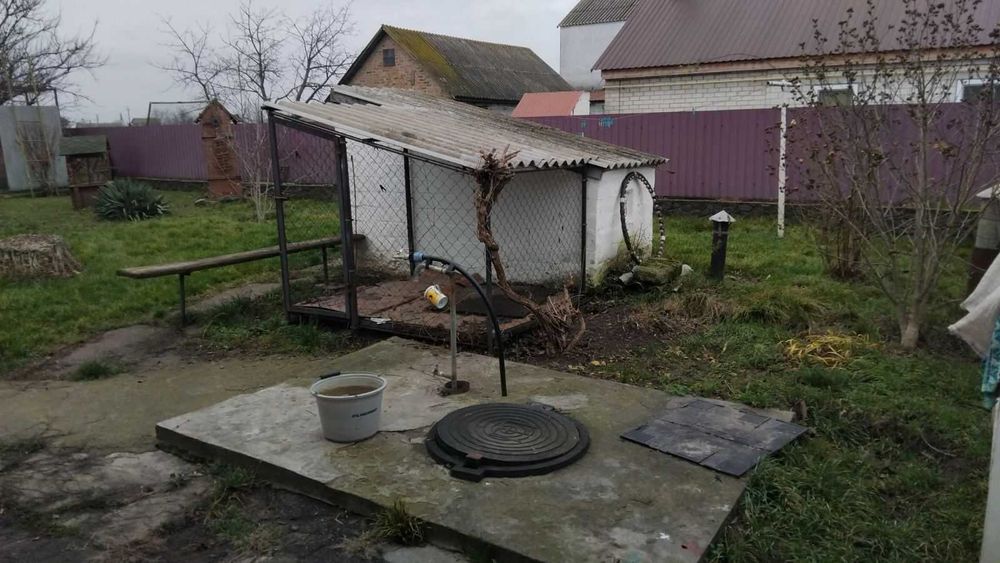 Будинок з новим вел. гаражем і виноградниками в Ч. Слободі (п3)