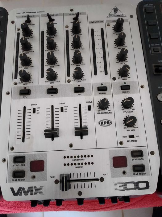 Conjunto de Equipamento para DJ
