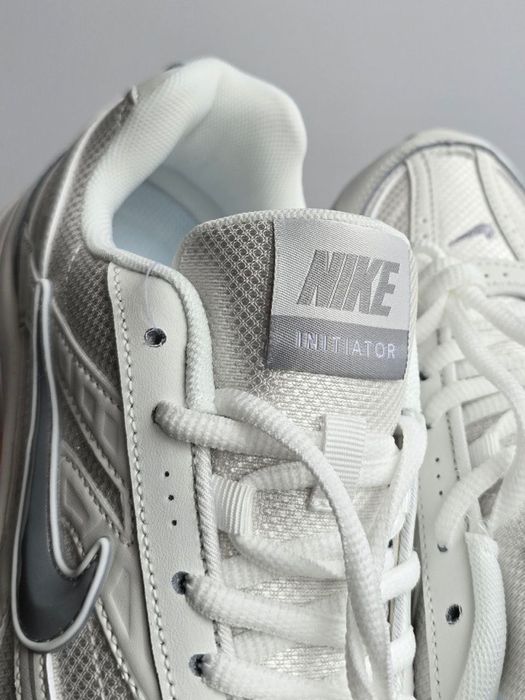 Nike Initiator White