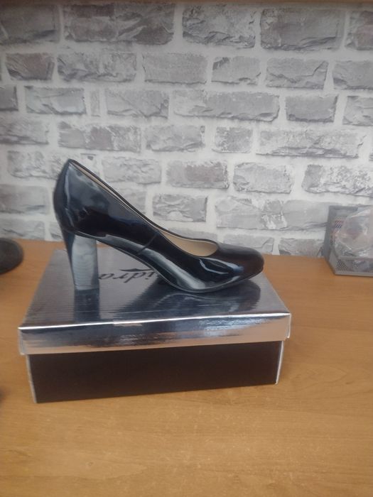 Sprzedam buty damskie