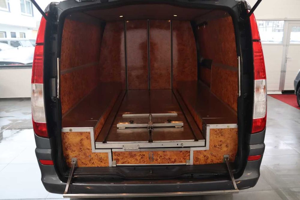 Катафалк Mercedes-Benz Vito 4x4