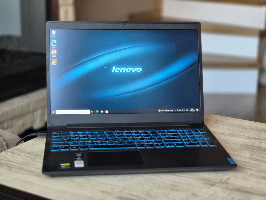 Lenovo Gaming 15.6 Core i5-9300h GTX1050 SSD+HDD