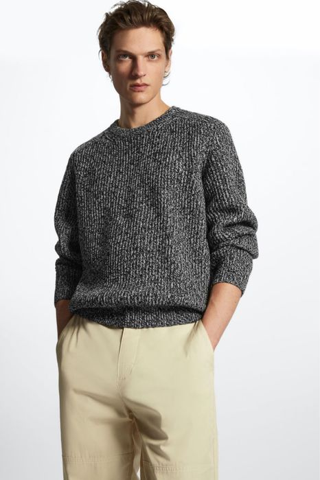 Фірмовий крутий светр cos  regular-fit wool sweater