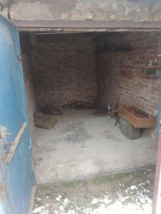 Продам  гараж   кирпичный