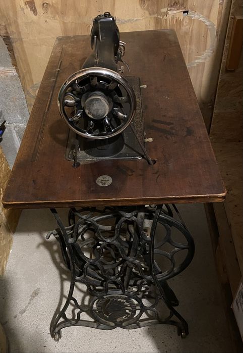 Stara Maszyna do szyciap Sewrit