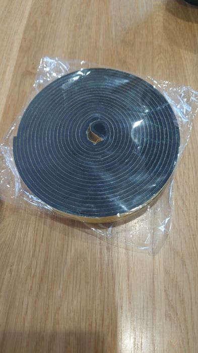 Uszczelka samoprzylepna