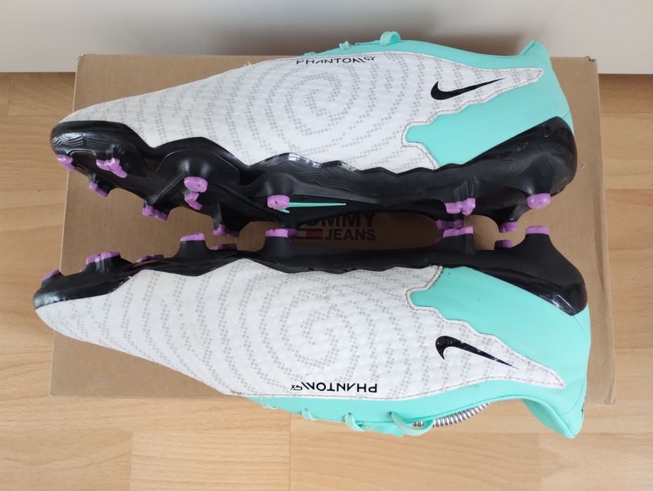 Buty korki piłkarskie 42,5 Nike Phantom GX