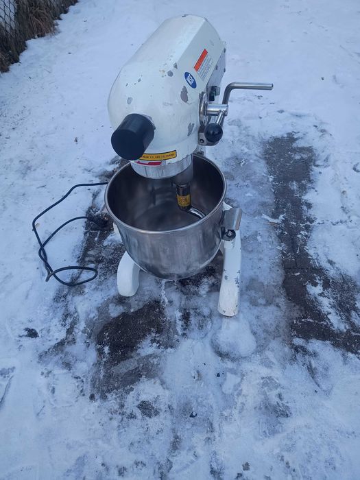 Mikser planetarny do ciasta  10l