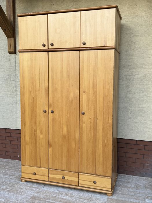 Szafa drzwiowa garderoba bieliźniarka ikea  regał półki komoda