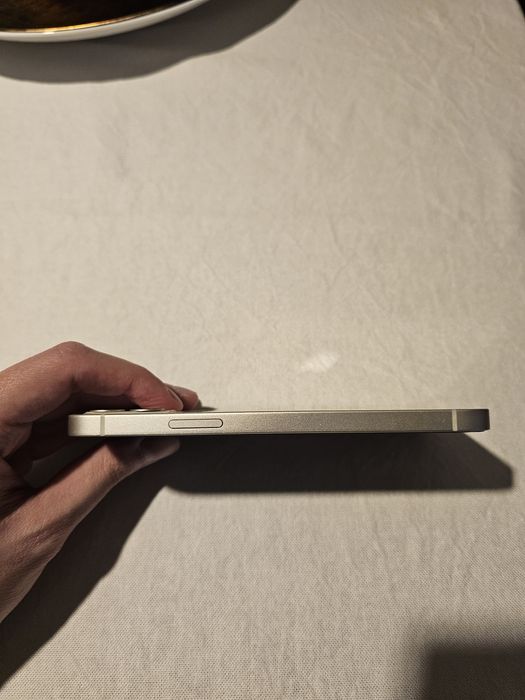 iPhone 12 64GB Branco