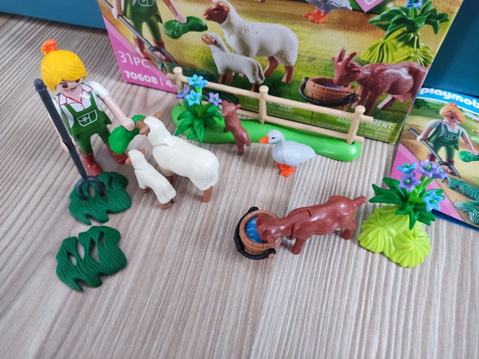 Playmobil 70608 farmerka ze zwierzętami