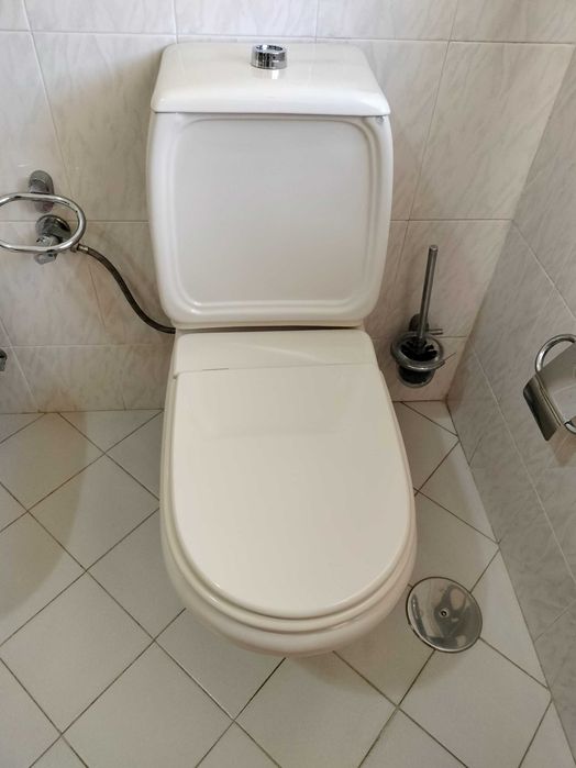 Sanita usada para venda