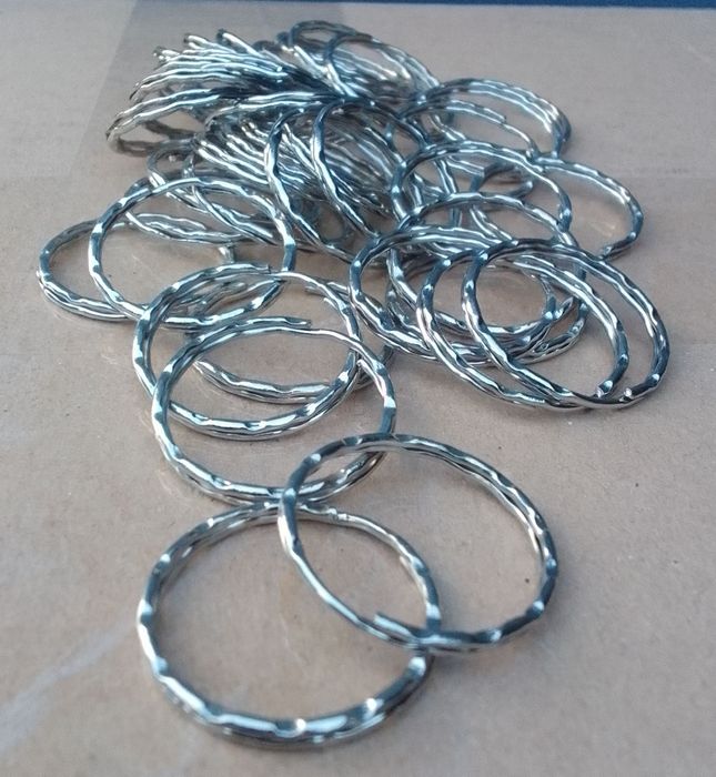 Кільця для брелків і з'єднань