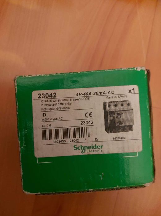 Electrical Materials: Circuit Breakers64551600373250120