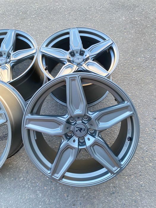 Разноширокие литые диски R 20 5*120 БМВ Х5 BMW F15. R3 Wheels