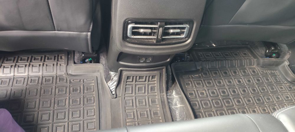 Автомобіль chery jetour x70