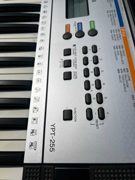 Keyboard YAMAHA YPT-255
