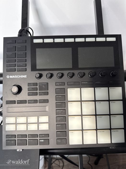 Native Instruments Maschine MK3 stan bdb