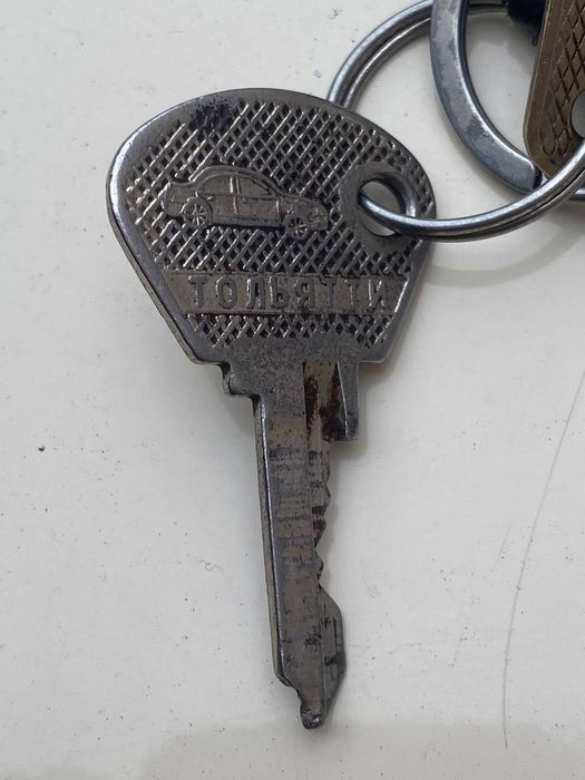 Продам ваз 2106 срочно