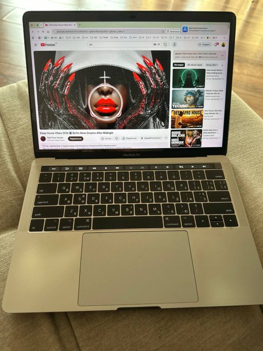 MacBook Pro 13 гарний стан
