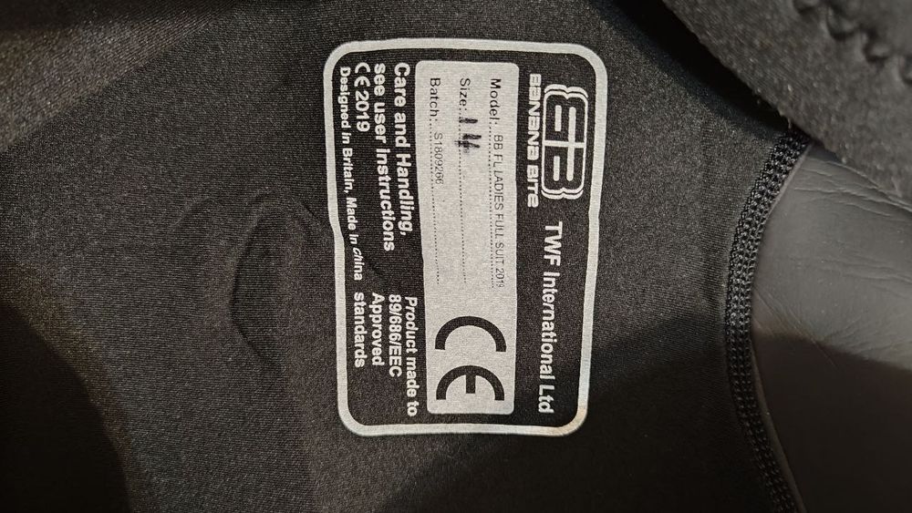 Гідрокостюм довгий Гідрокостюм Banana Bite.размер 14