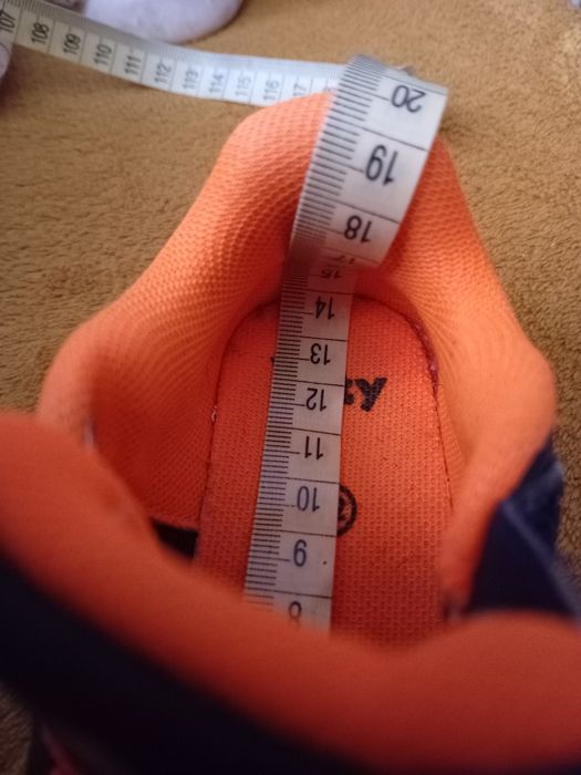 Sprzedam 3 pary adidaskow dla chlopca