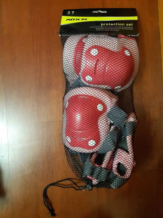 Conjunto de proteções de criança para bicicleta e afins