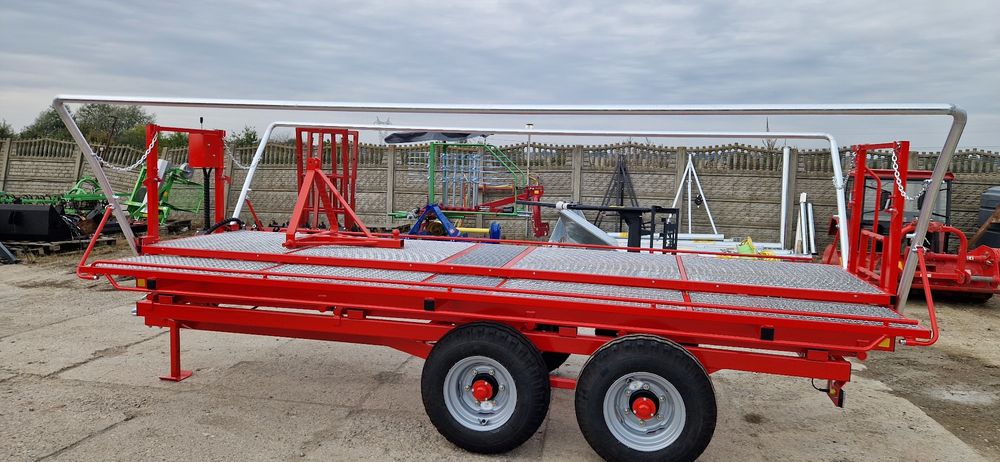 Platforma sadownicza dwuosiowa T031/1 lisicki z rozdzielaczem