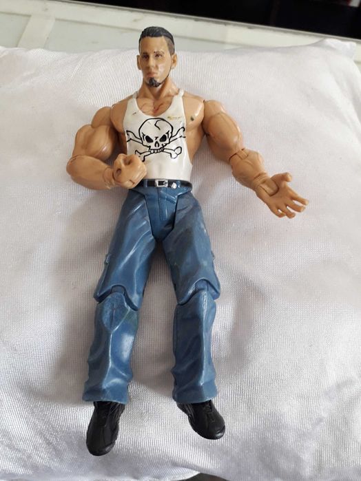 Bonecos wwe em bom estado