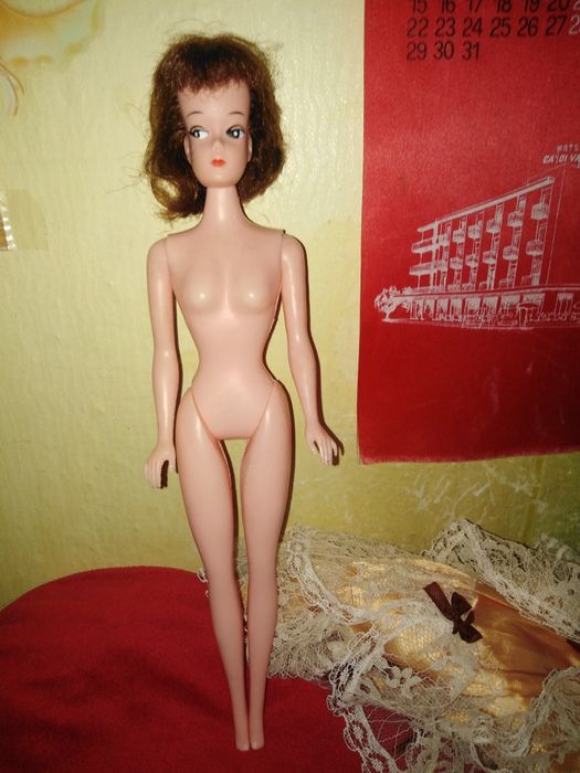 Кукла лялька пупс игрушка кроватка разная винтажная барби капустка гдр