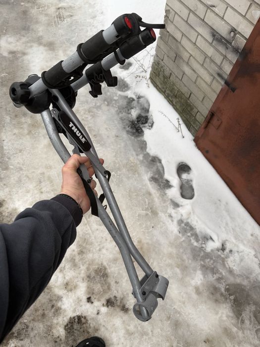 Велокріплення Thule 591 на дах авто ( крпеление для велосипеда thule )