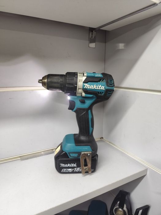 Makita DDF  480 безщітковий акумуляторний шуруповерт Макіта оригінал