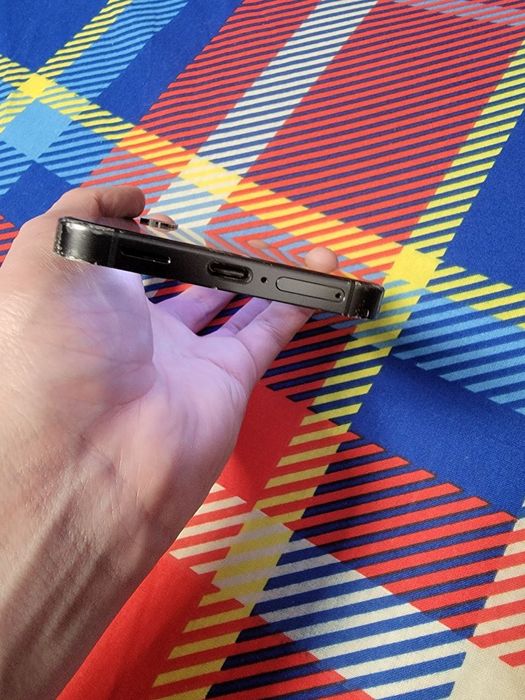 Оригінал! Samsung S24 8/128 Snapdragon 8 gen3 AT&T Lock