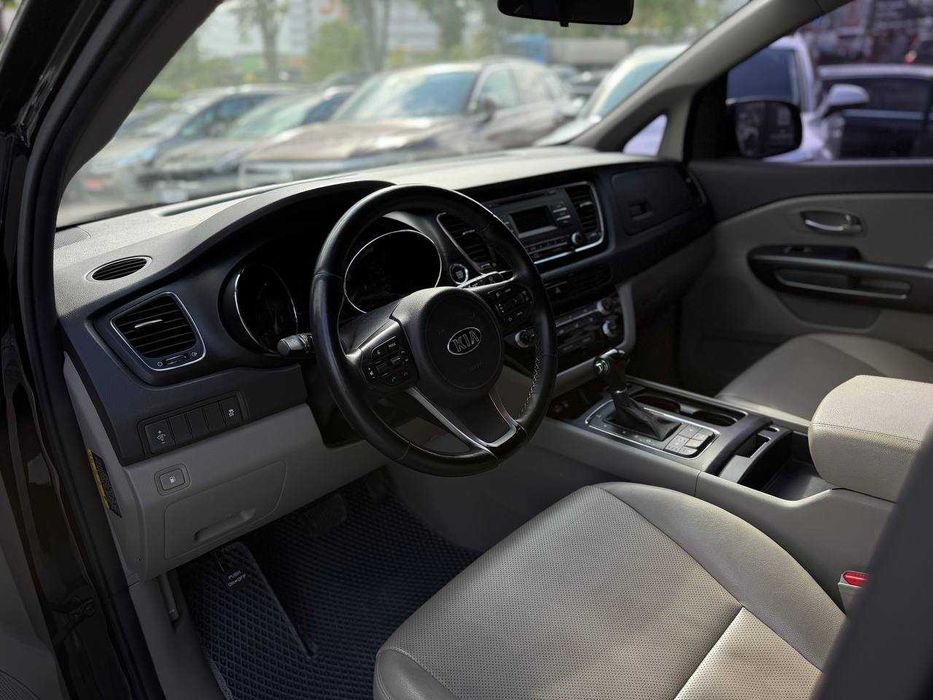 KIA CARNIVAL 2.2 дизель