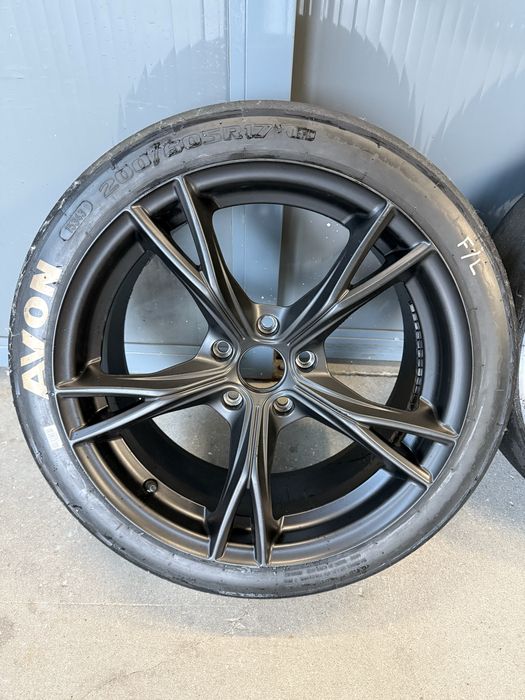 Jantes originais Lotus com slicks