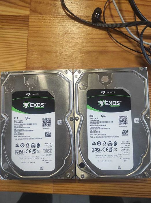 Продам SAS жорсткий диск HDD. Seagate 3.5" 2TB SAS (ST2000NM018B)