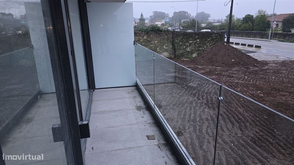 ARRENDAMENTO - Apartamento T1 NOVO na Póvoa de Varzim