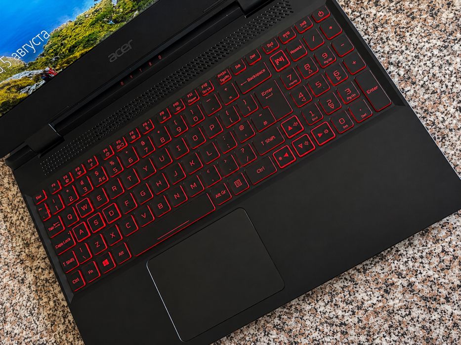 Acer Nitro 5 AN515-58 / i7-12650H / RTX 3050 / 32GB RAM / 1TB SSD